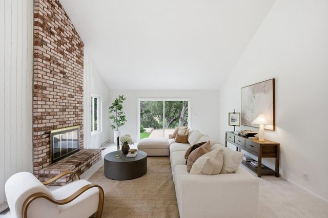 65 Falkirk Lane, Hillsborough, CA 94010