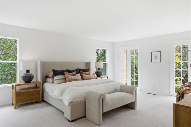 65 Falkirk Lane, Hillsborough, CA 94010