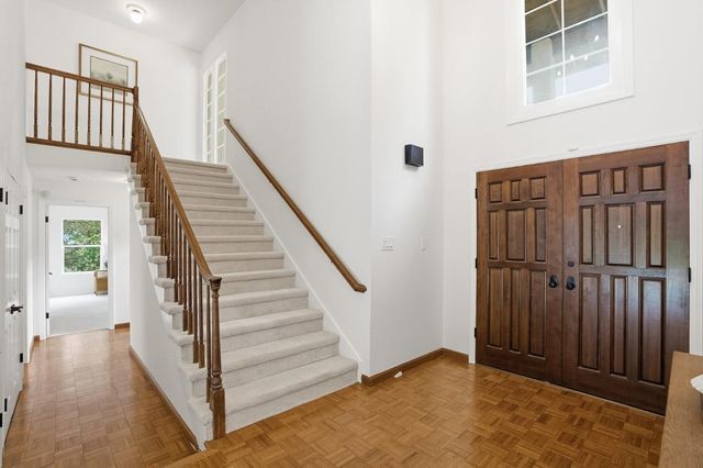 65 Falkirk Lane, Hillsborough, CA 94010