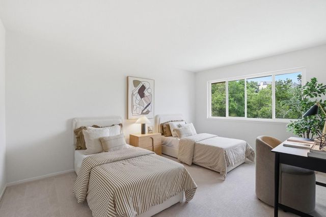 65 Falkirk Lane, Hillsborough, CA 94010