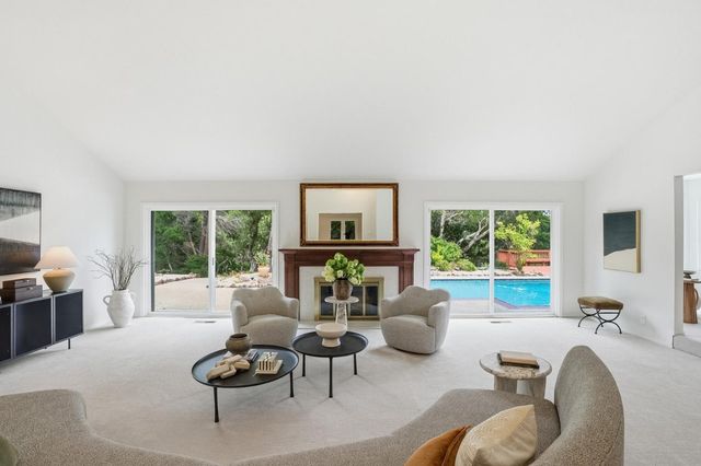 65 Falkirk Lane, Hillsborough, CA 94010