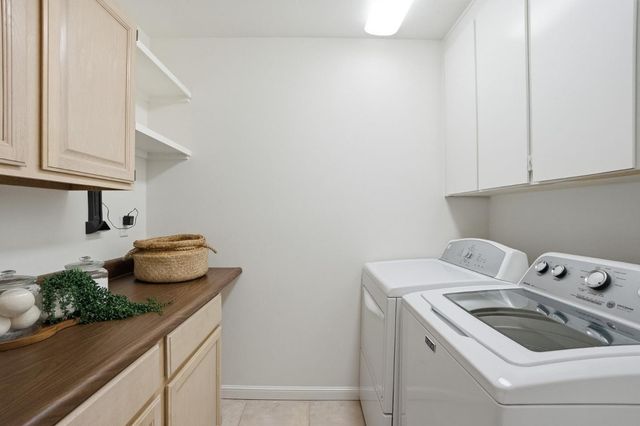 65 Falkirk Lane, Hillsborough, CA 94010