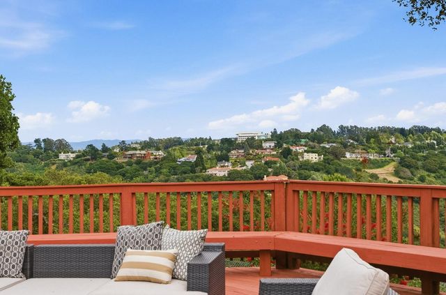 65 Falkirk Lane, Hillsborough, CA 94010