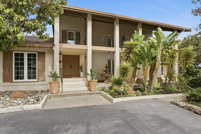 65 Falkirk Lane, Hillsborough, CA 94010