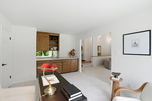 65 Falkirk Lane, Hillsborough, CA 94010
