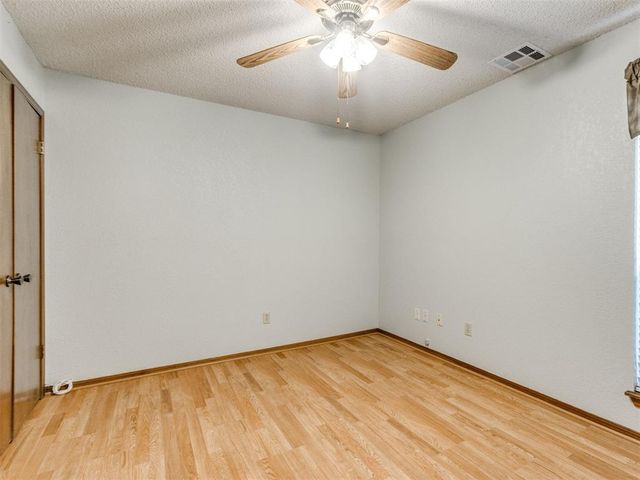 2901 Summer Set Trail, Edmond, OK 73012