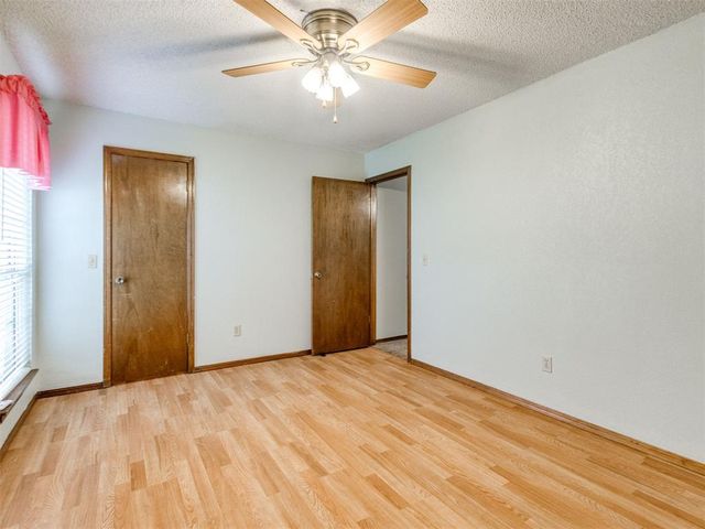 2901 Summer Set Trail, Edmond, OK 73012