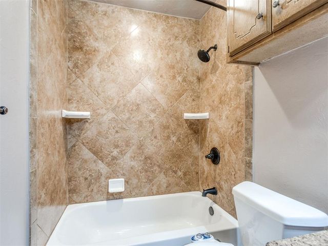 2901 Summer Set Trail, Edmond, OK 73012