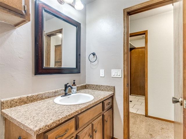 2901 Summer Set Trail, Edmond, OK 73012