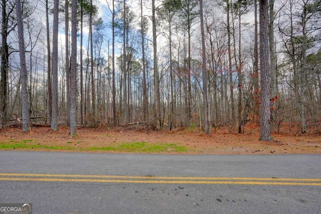 8245 Bow Trail, Woodstock, GA 30188
