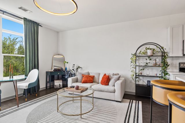1638 54th Ave N Apt 203, Nashville, TN 37209