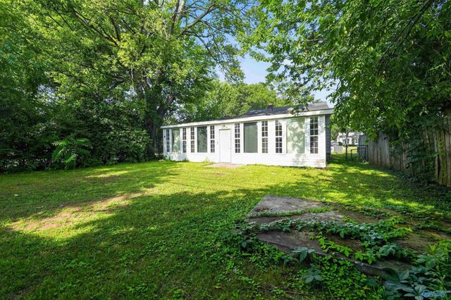 1111 7th Avenue SE, Decatur, AL 35601
