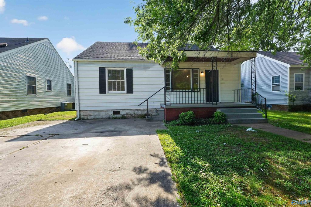 1111 7th Avenue SE, Decatur, AL 35601