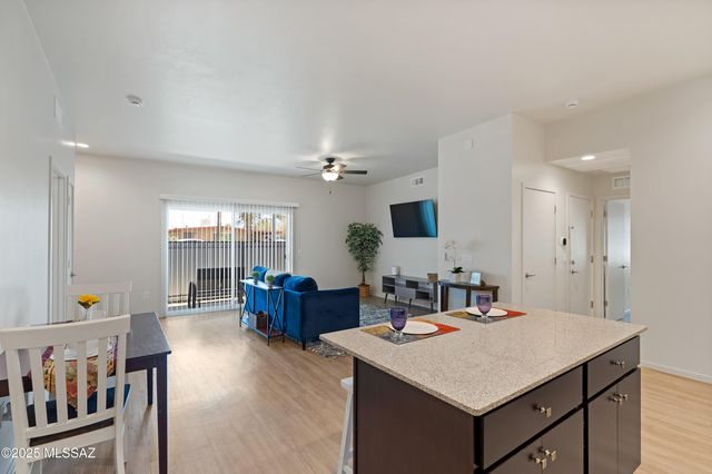 1881 S Poetry Lane, Tucson, AZ 85711