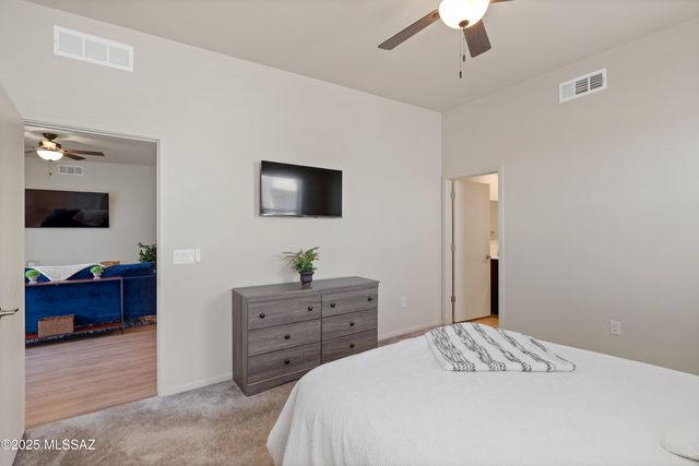 1881 S Poetry Lane, Tucson, AZ 85711