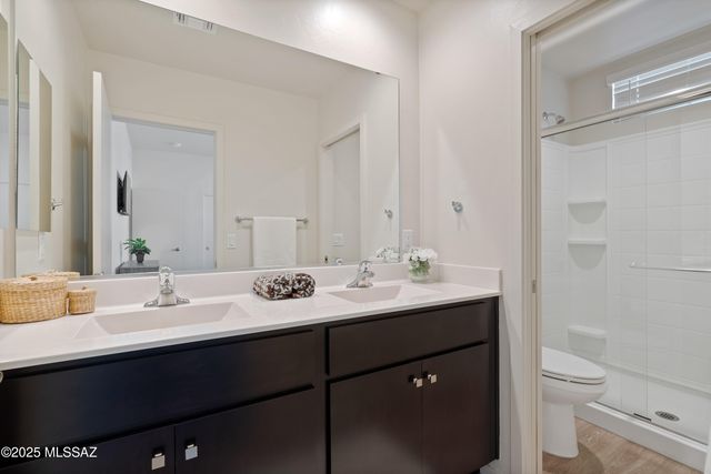 1881 S Poetry Lane, Tucson, AZ 85711