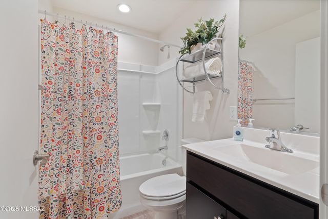 1881 S Poetry Lane, Tucson, AZ 85711