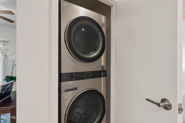 1881 S Poetry Lane, Tucson, AZ 85711