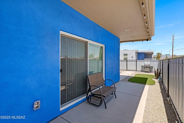 1881 S Poetry Lane, Tucson, AZ 85711