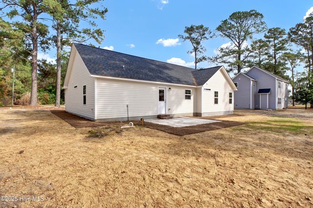 509 Orchard Creek Drive, Beulaville, NC 28518