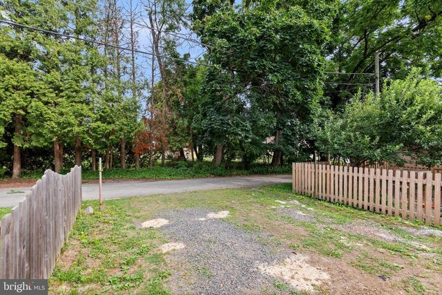 431 RENFREW AVE, Ambler, PA 19002