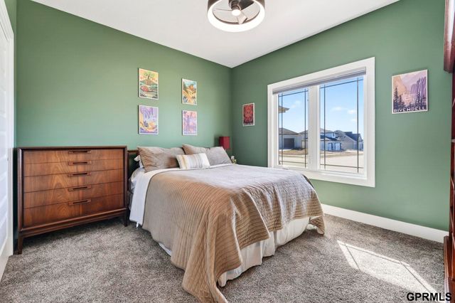 20704 Boulder Street, Gretna, NE 68028