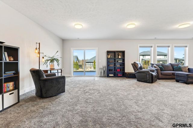 20704 Boulder Street, Gretna, NE 68028