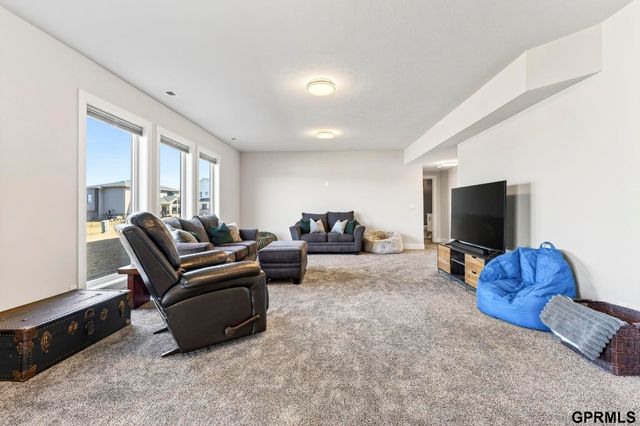 20704 Boulder Street, Gretna, NE 68028