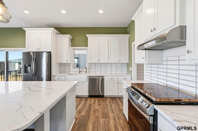 20704 Boulder Street, Gretna, NE 68028