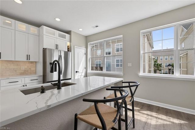 4924 Almandine AVE, Virginia Beach, VA 23462