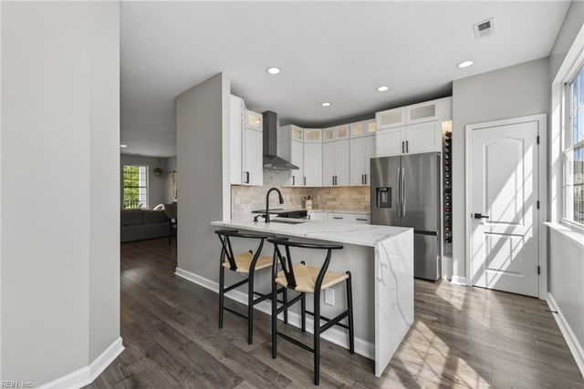 4924 Almandine AVE, Virginia Beach, VA 23462