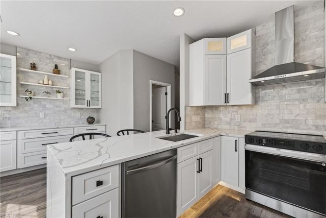 4924 Almandine AVE, Virginia Beach, VA 23462