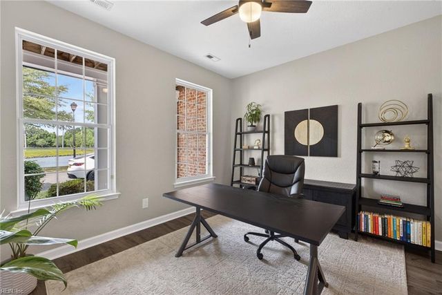 4924 Almandine AVE, Virginia Beach, VA 23462