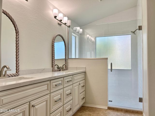 4900 W HARRISON Street, Chandler, AZ 85226