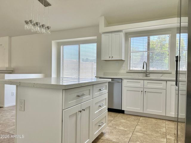 4900 W HARRISON Street, Chandler, AZ 85226