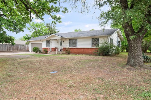 201 Hardy Avenue, Corsicana, TX 75110