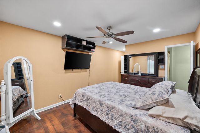 201 Hardy Avenue, Corsicana, TX 75110