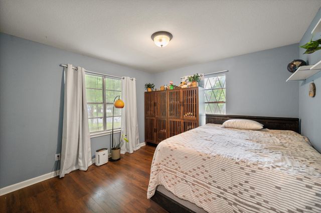 201 Hardy Avenue, Corsicana, TX 75110