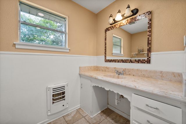 201 Hardy Avenue, Corsicana, TX 75110