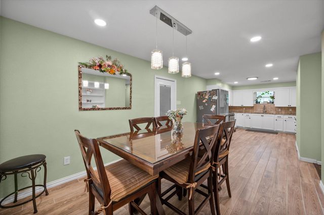 201 Hardy Avenue, Corsicana, TX 75110