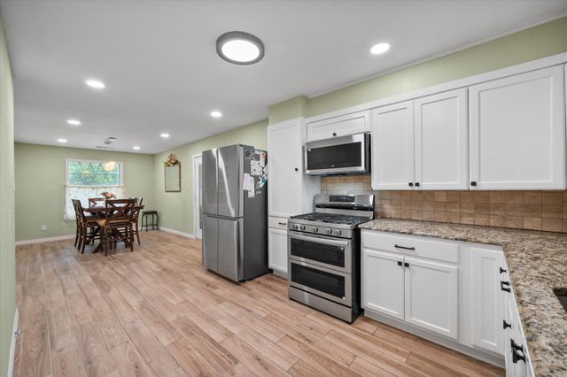 201 Hardy Avenue, Corsicana, TX 75110