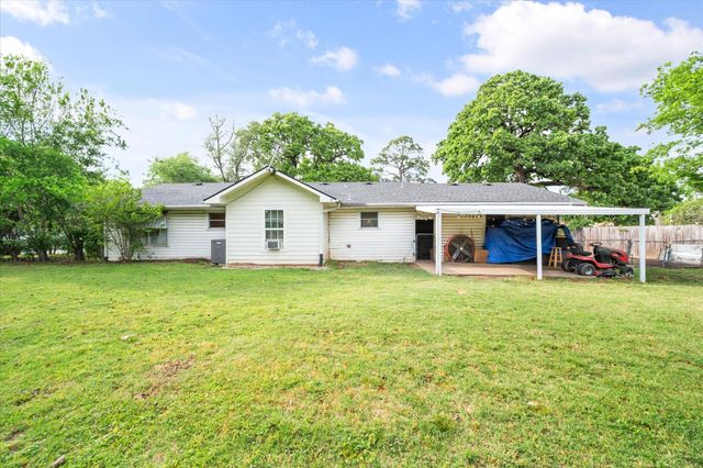 201 Hardy Avenue, Corsicana, TX 75110