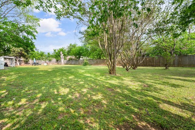 201 Hardy Avenue, Corsicana, TX 75110