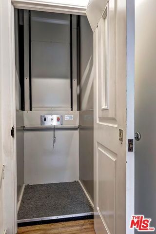 6910 Cantaloupe Avenue, Van Nuys, CA 91405