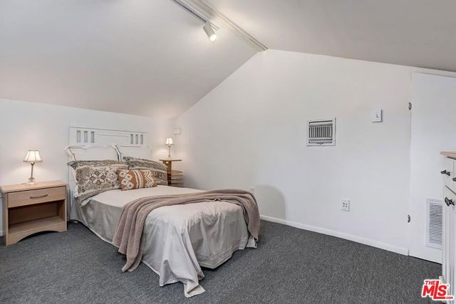 6910 Cantaloupe Avenue, Van Nuys, CA 91405