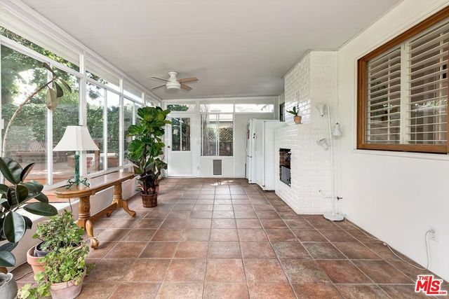 6910 Cantaloupe Avenue, Van Nuys, CA 91405