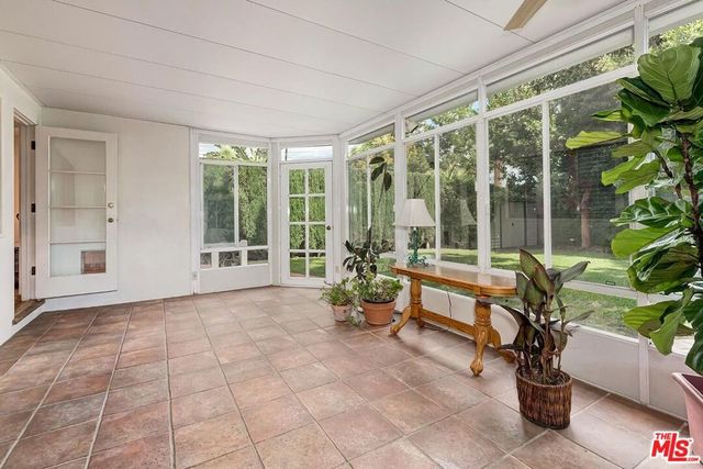 6910 Cantaloupe Avenue, Van Nuys, CA 91405