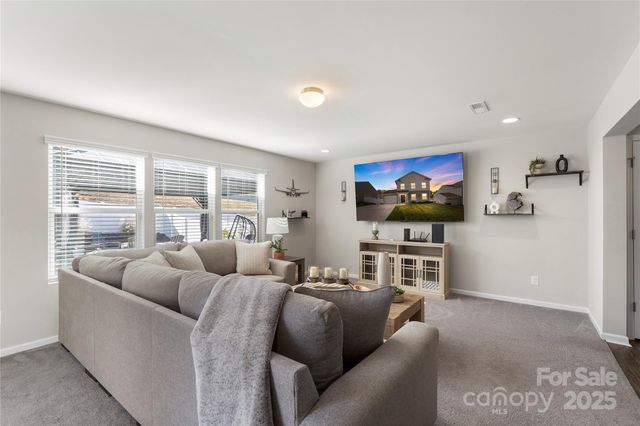 876 Newfound Hollow Drive, Charlotte, NC 28214