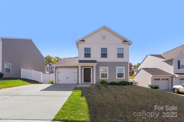 876 Newfound Hollow Drive, Charlotte, NC 28214