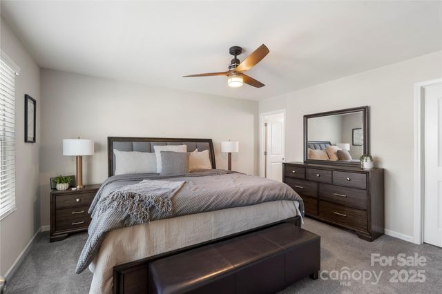 876 Newfound Hollow Drive, Charlotte, NC 28214